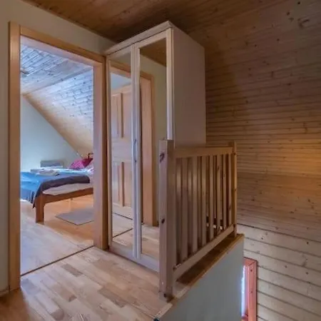 Ellas Chalet Malatiny